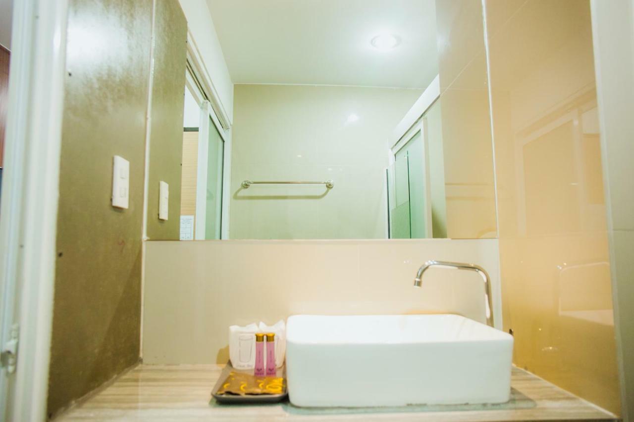 Km Hotel צ'יאנג מאי מראה חיצוני תמונה